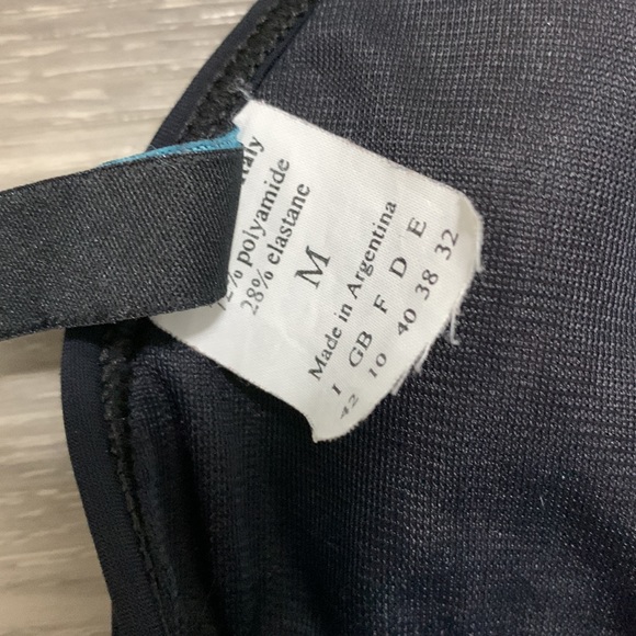 Tropical bikini top small and bottom medium - Picture 6 of 6